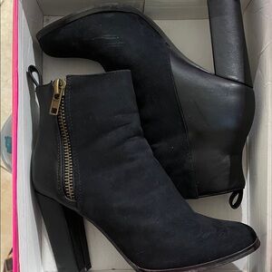 Shoe Dazzle Black Heeled Boots with Gold Zipper